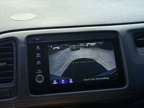 Used 2020 Honda HR-V Sport image 21