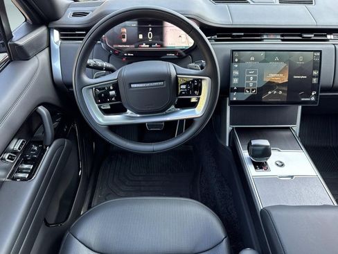 New 2026 Land Rover Range Rover SV AWD/4WD image 15