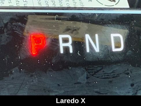 New 2025 Jeep Grand Cherokee L Laredo image 17