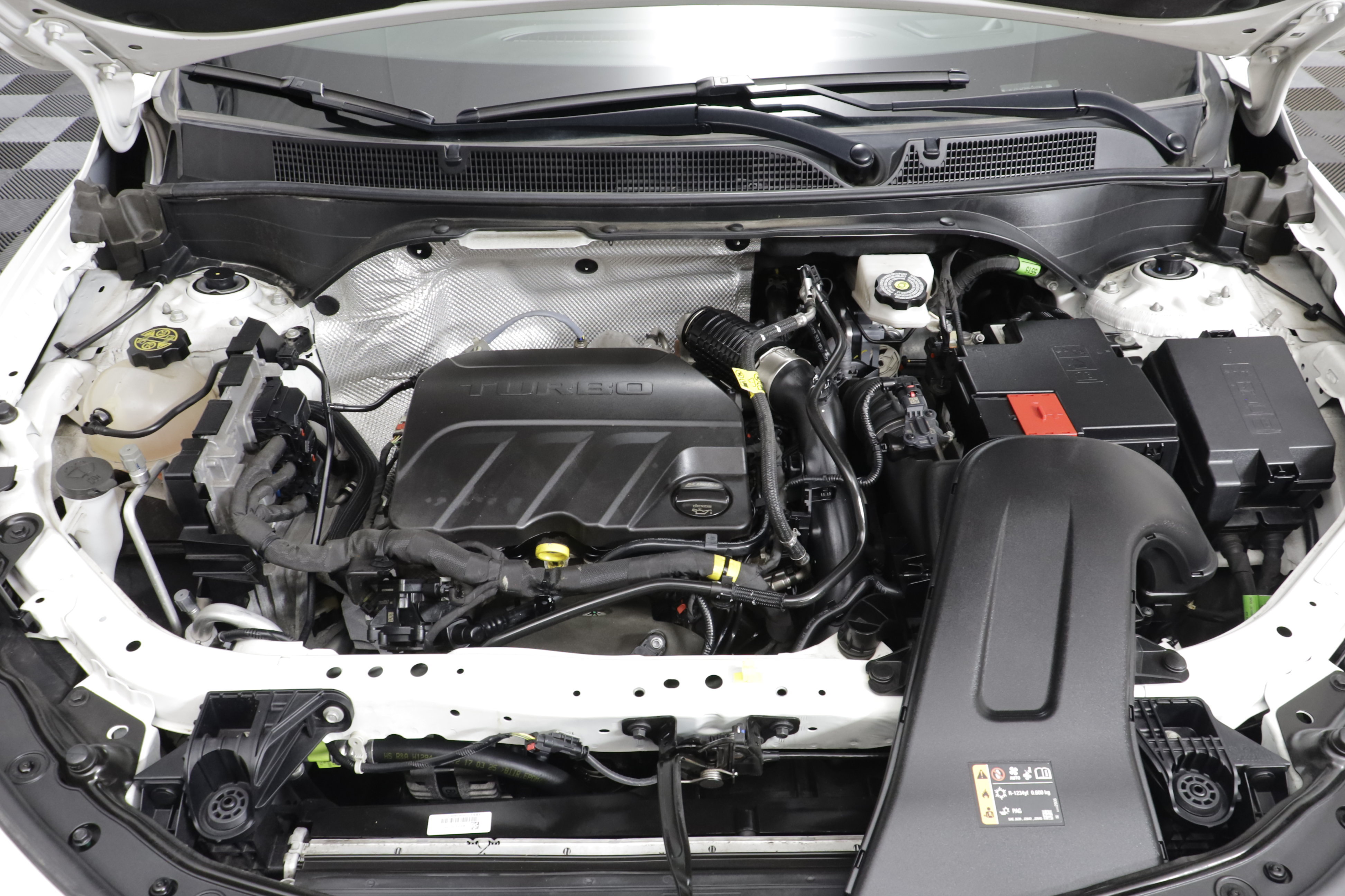 Used 2025 Buick Envista Preferred FWD image 23