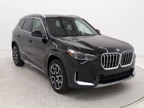New 2025 BMW X1 xDrive28i w/ Convenience Package image 2