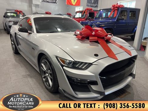 Used 2015 Ford Mustang GT Premium w/ Equipment Group 401A RWD image 8