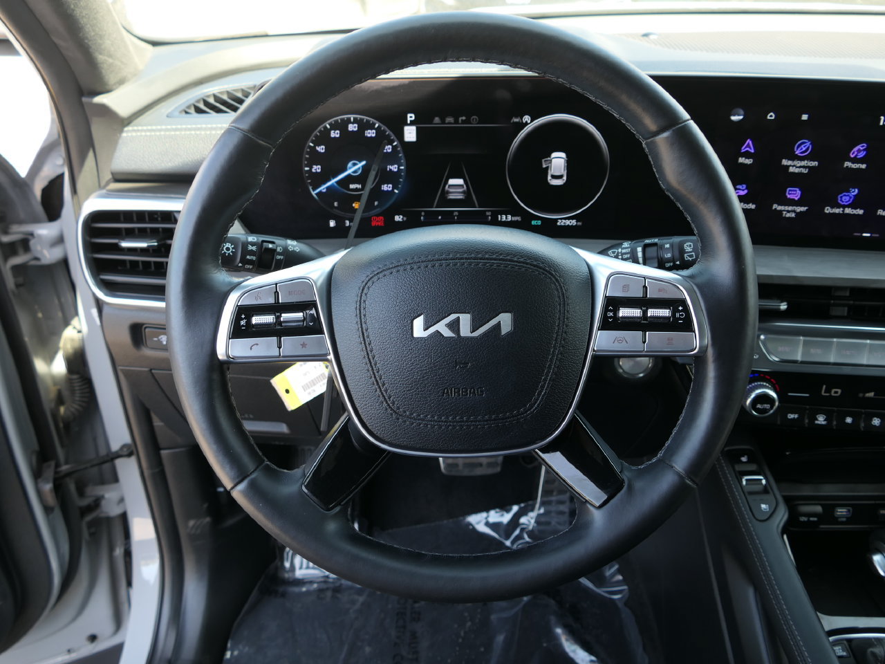 Used 2024 Kia Telluride SX Prestige X-Pro AWD/4WD image 16