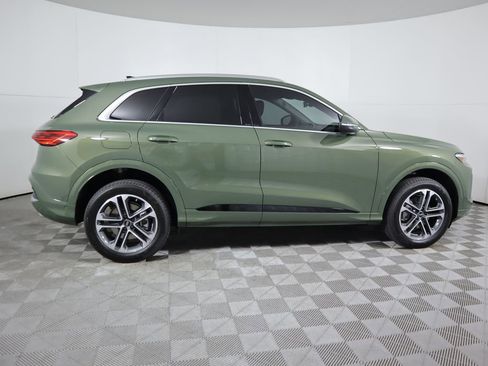 Used 2025 Audi Q5 Premium Plus w/ Premium Plus image 5