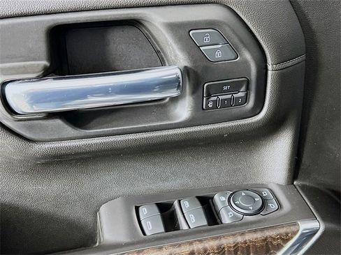Used 2021 GMC Sierra 1500 Denali w/ Denali Ultimate Package image 9