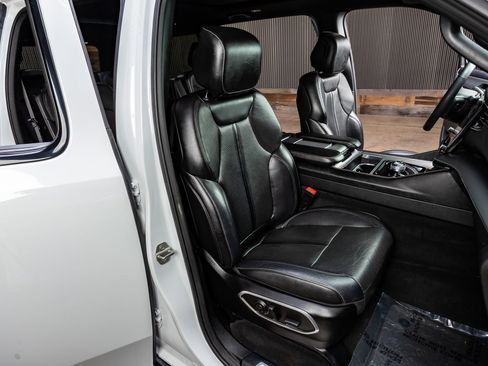 Used 2023 Jeep Wagoneer Series II image 27