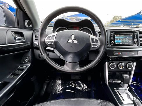 Used 2017 Mitsubishi Lancer SEL image 6