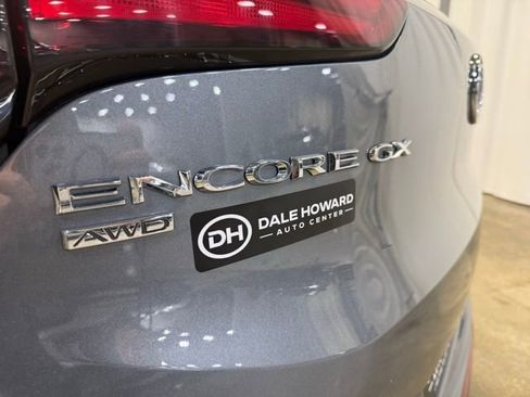 Used 2022 Buick Encore GX Select w/ Sport Touring Package image 28