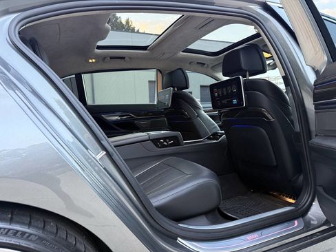 Used 2016 BMW 750i xDrive image 24