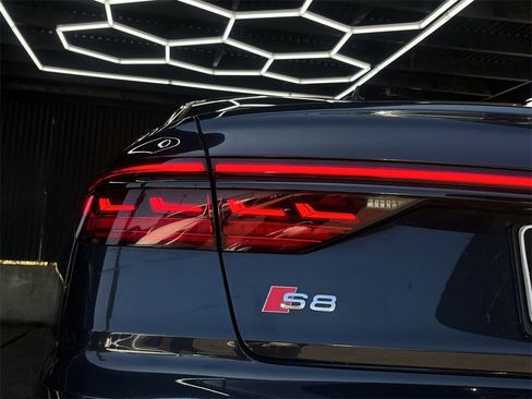 Used 2020 Audi S8 L w/ Full Leather Package image 12