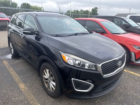 Used 2018 Kia Sorento L FWD image 9