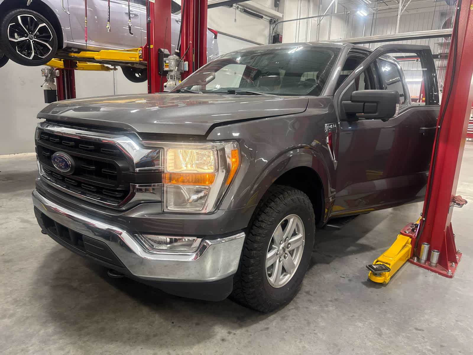 Used 2022 Ford F150 XLT w/ Equipment Group 301A Mid AWD/4WD image 1