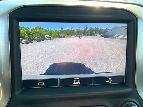 Used 2022 Chevrolet Silverado 1500 LTZ AWD/4WD image 22