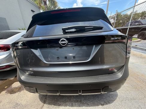 Used 2025 Nissan Kicks SR FWD image 5
