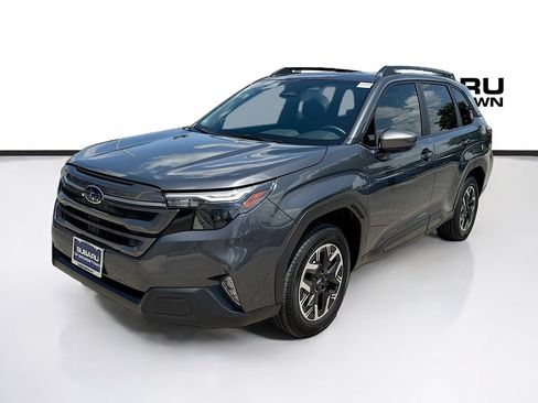 Used 2026 Subaru Forester Premium AWD/4WD image 3