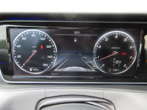 Used 2017 Mercedes-Benz S 550 Cabriolet image 39
