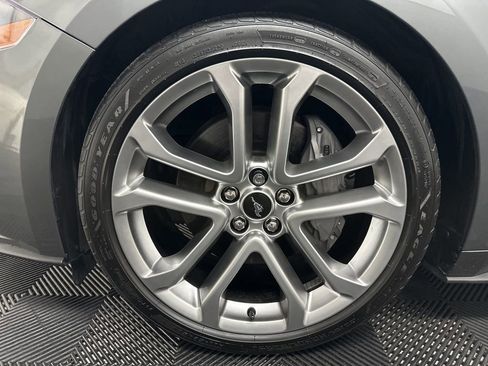 Used 2022 Ford Mustang GT Premium RWD image 39