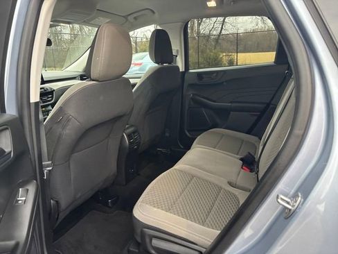 Certified 2022 Ford Escape SE w/ SE Sport Appearance Package image 13