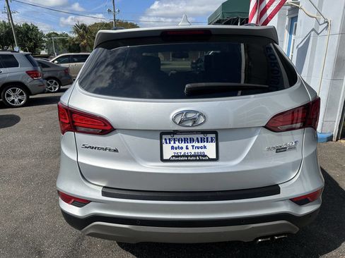 Used 2017 Hyundai Santa Fe Sport AWD/4WD image 9