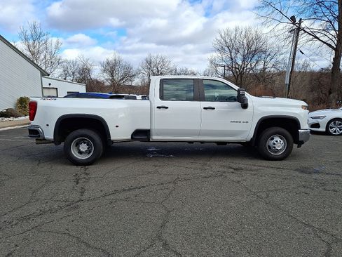 Used 2024 Chevrolet Silverado 3500 W/T image 7