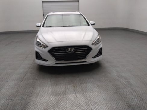 Used 2018 Hyundai Sonata Limited FWD image 14