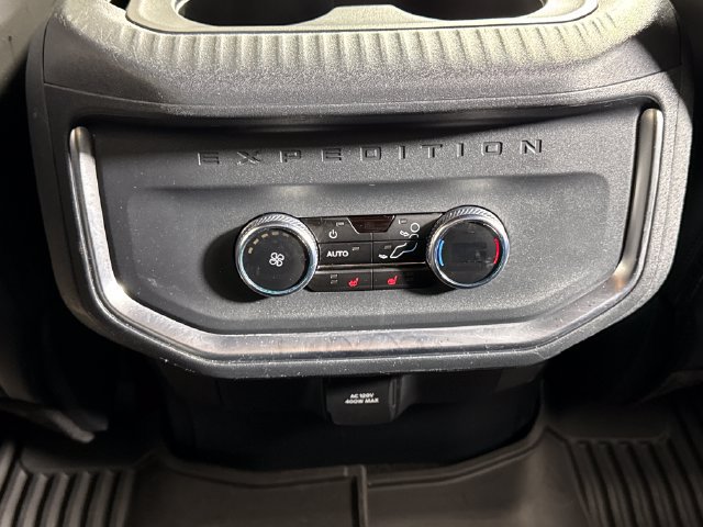 Used 2025 Ford Expedition Tremor AWD/4WD image 27