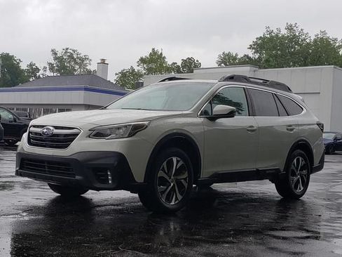 Used 2020 Subaru Outback Limited AWD/4WD image 8