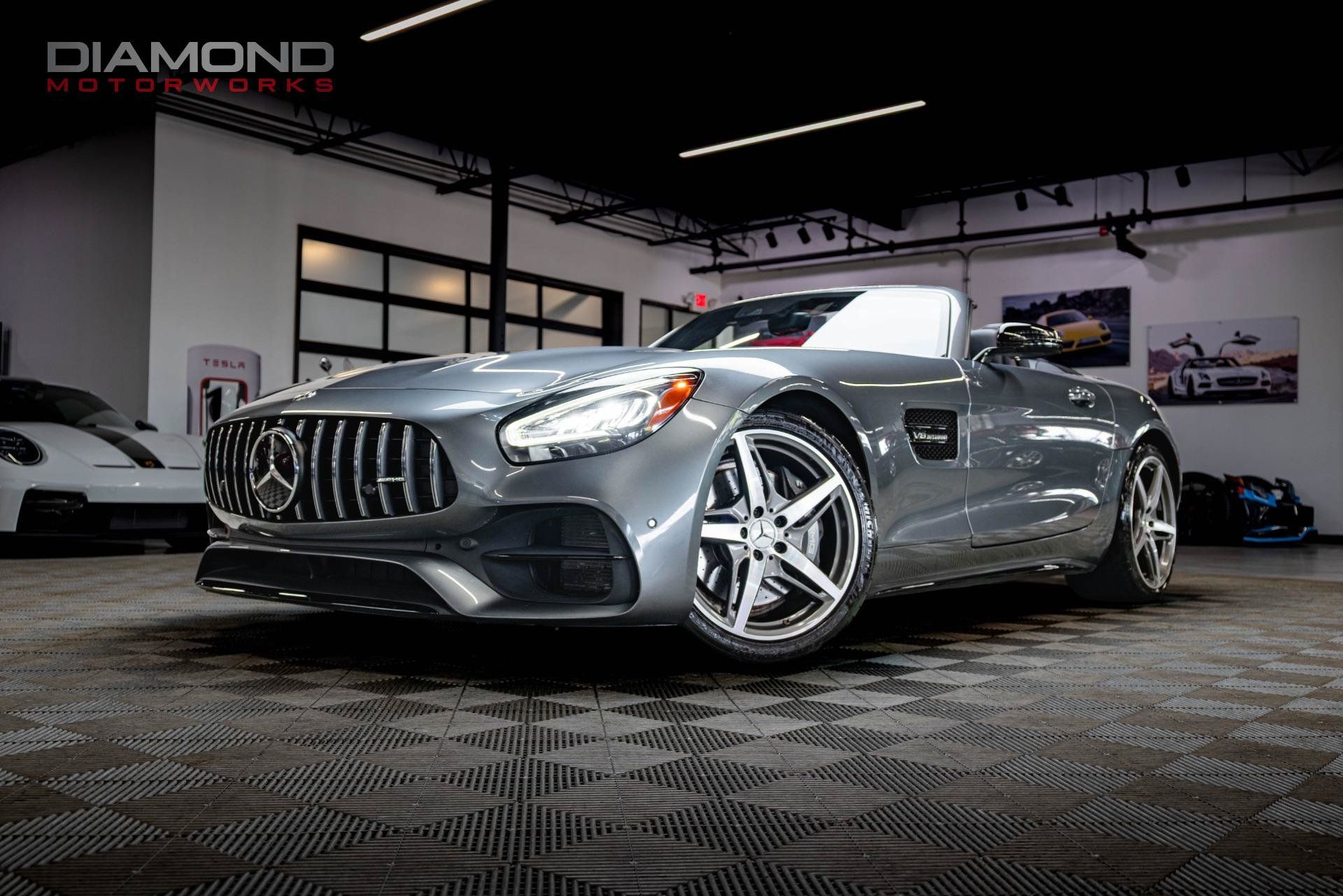 Used 2020 Mercedes-Benz AMG GT Roadster image 1