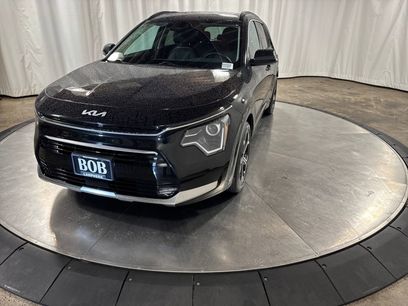 Certified 2025 Kia Niro EX Touring