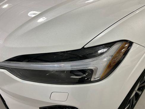 Used 2026 Volvo XC60 B5 Plus w/ Protection Package Premier AWD/4WD image 7