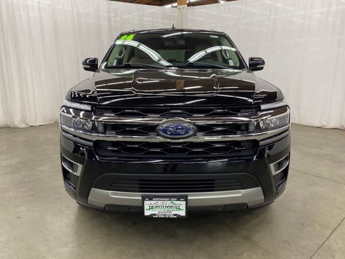 Used 2024 Ford Expedition Limited AWD/4WD image 9