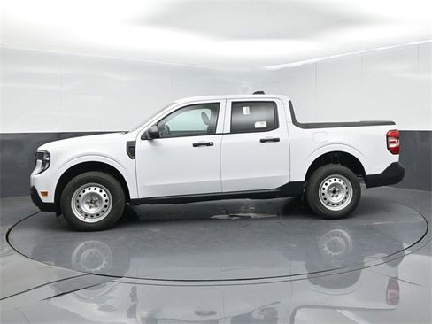 New 2026 Ford Maverick XL image 5