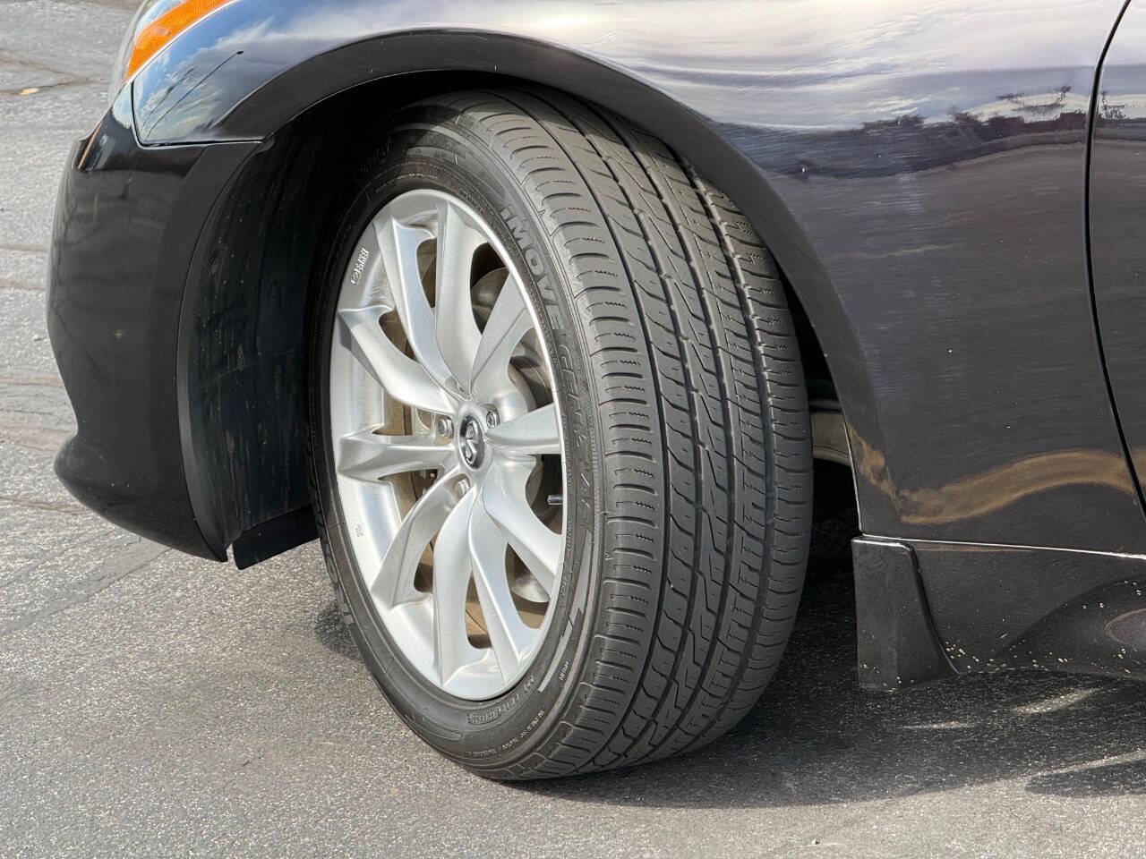Used 2013 INFINITI G37 Convertible w/ Premium Pkg RWD image 25