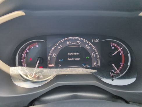 Used 2019 Toyota RAV4 Limited AWD/4WD image 13