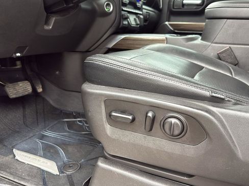 Used 2021 Chevrolet Silverado 1500 RST w/ Texas Edition Plus image 11