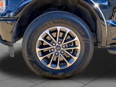 Used 2020 Ford F150 XLT w/ Equipment Group 302A Luxury AWD/4WD image 11