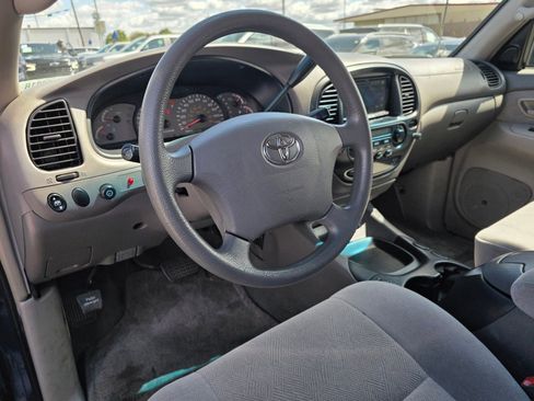 Used 2004 Toyota Sequoia SR5 RWD image 18