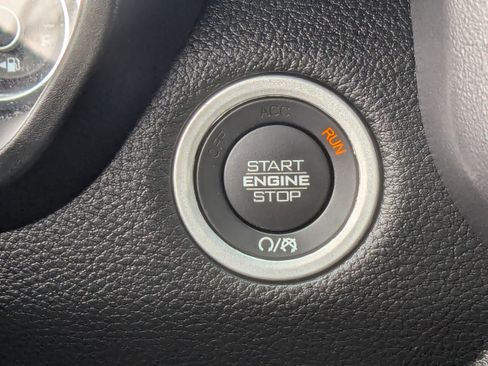 Used 2023 RAM 1500 Big Horn AWD/4WD image 30