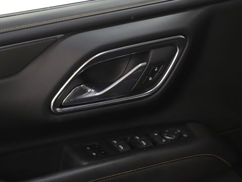 Used 2023 GMC Yukon XL AT4 w/ AT4 Premium Package image 25