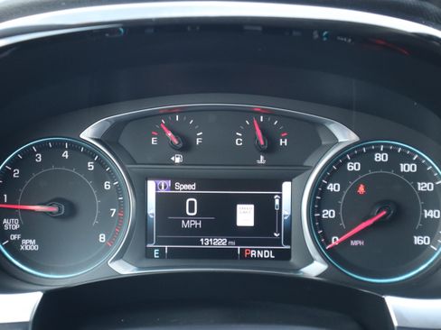 Used 2019 Chevrolet Traverse LT w/ LT Premium Package FWD image 17