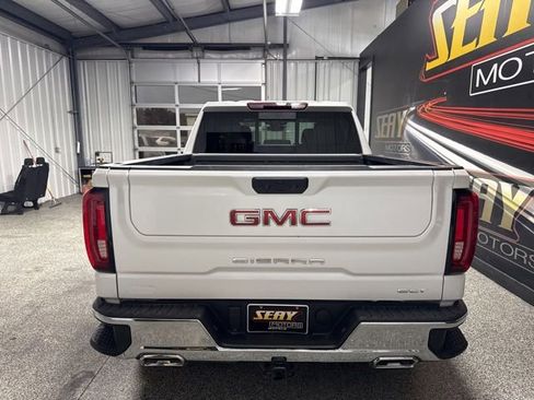 Used 2025 GMC Sierra 1500 SLT w/ SLT Premium Plus Package AWD/4WD image 17