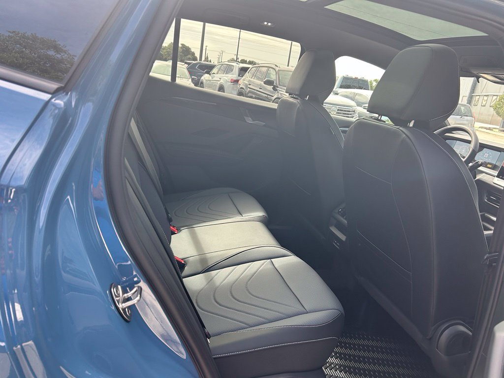 New 2026 Volkswagen Tiguan SE R-Line AWD/4WD image 34