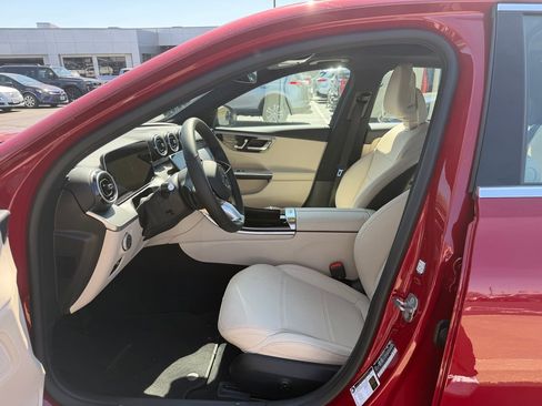 Used 2025 Mercedes-Benz C 300 Sedan image 6