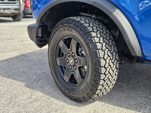 Certified 2024 Ford Bronco Black Diamond image 32