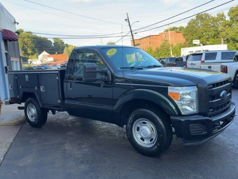 Used 2016 Ford F250 XL RWD image 4