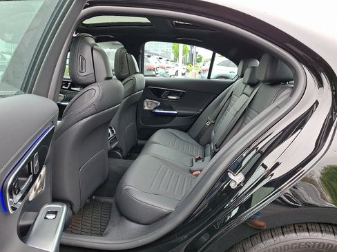 Used 2026 Mercedes-Benz C 300 4MATIC Sedan image 10