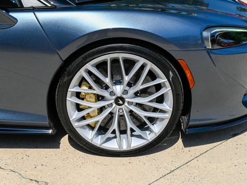 Used 2023 McLaren GT RWD image 12