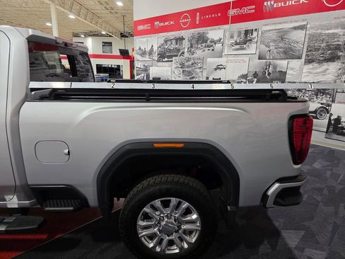 Certified 2021 GMC Sierra 3500 Denali AWD/4WD image 9