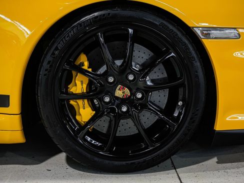 Used 2008 Porsche 911 GT2 RWD image 43