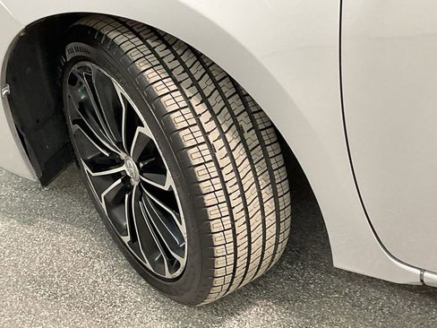 Used 2016 Toyota Corolla S image 32